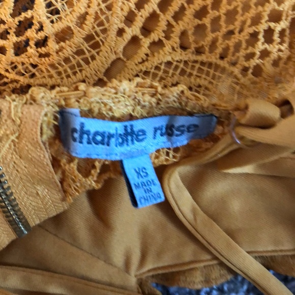 *SOLD* Crocheted Crop Top - Picture 4 of 4